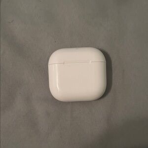 White Airpod 4 Case (No AirPods inside)